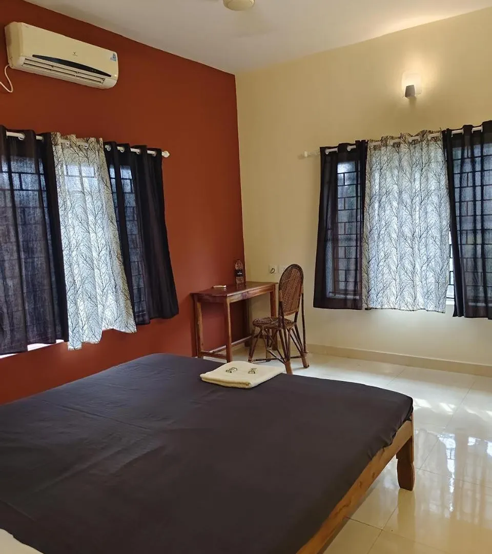 Отель Coral Cove Beach Resort Варкала